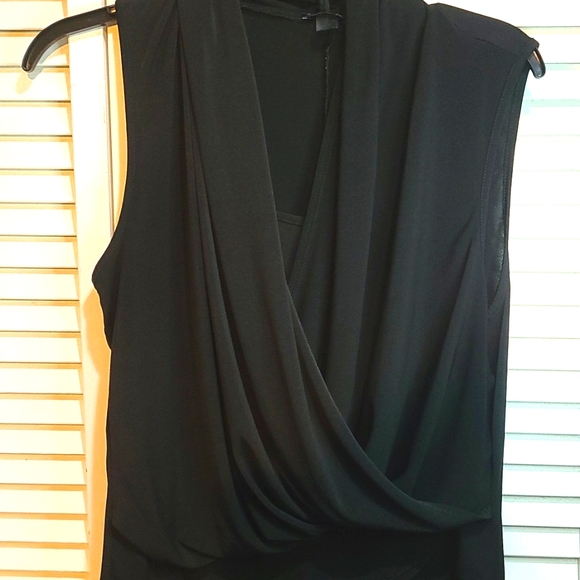 Black blouses bundle of 2 EUC polyester knit 2 for 1 price - Picture 8 of 8